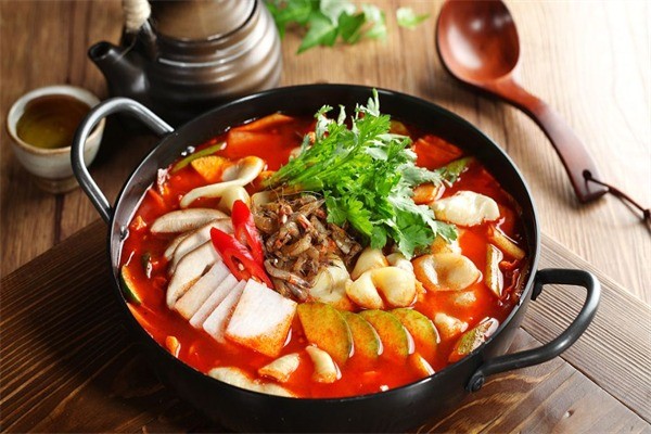 渝昭昭火鍋冒菜