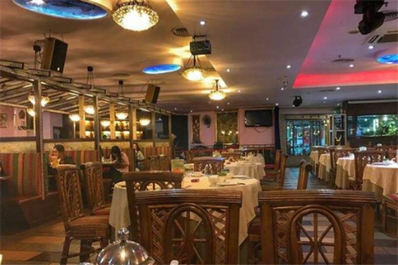 泰滿冠泰國菜館