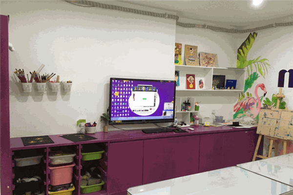 七彩島少兒美術